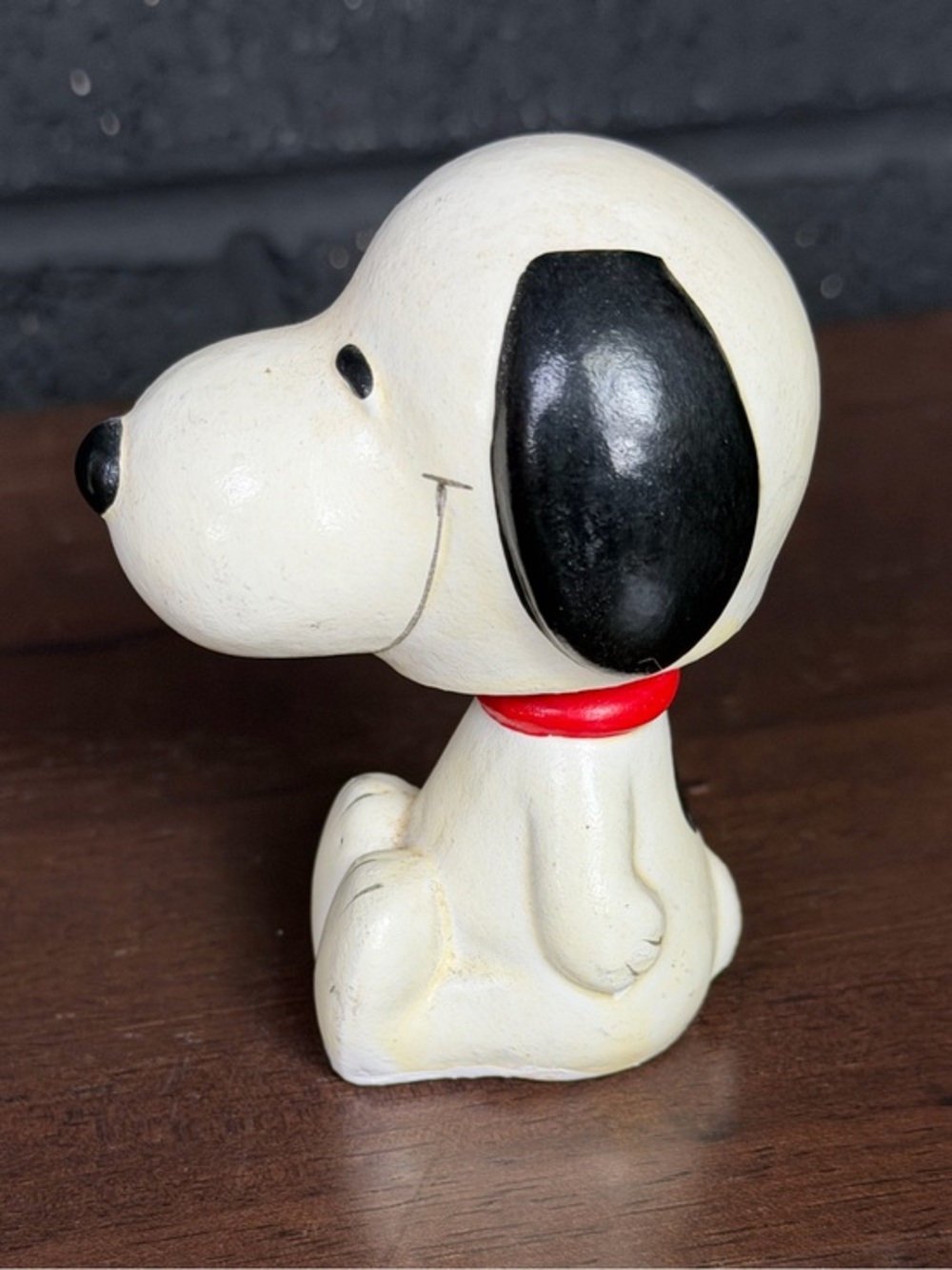 Snoopy Dog Bobble Head Figurine   - vintage bobble head collectibles